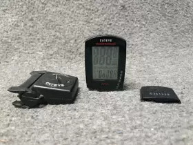 Cc-rd300w Cateye Strada Wireless Cycling Computer With Speed Sensor Kit