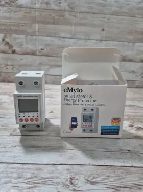 Gq-63w Emylo Smart Meter And Energy Protector Model Ac 220v 50/60hz. Open Box