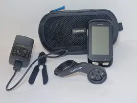 010-01161-03 Garmin Edge 1000 Bike Computer With Mount Charger Case