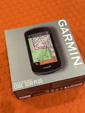 010-02424-00 Garmin Edge 1030 Plus Gps Cycling/bike Computer On-device Workout