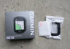 Garmin 753759299965 Edge 840 Bike Computer Bundle Speed Cadence Heart Rate - New