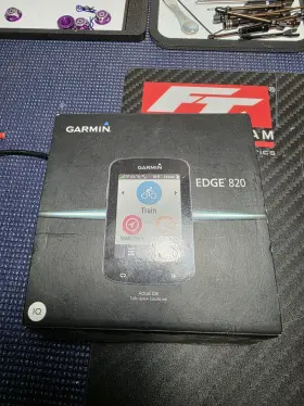 Garmingpsmap520s Garmin Edge 820 Gps Cycling Computer With Accessories
